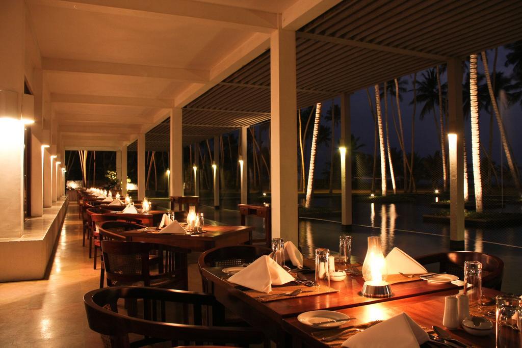 The Blue Water - Geoffrey Bawa Heritage - City Resort Hotel Wadduwa Eksteriør bilde