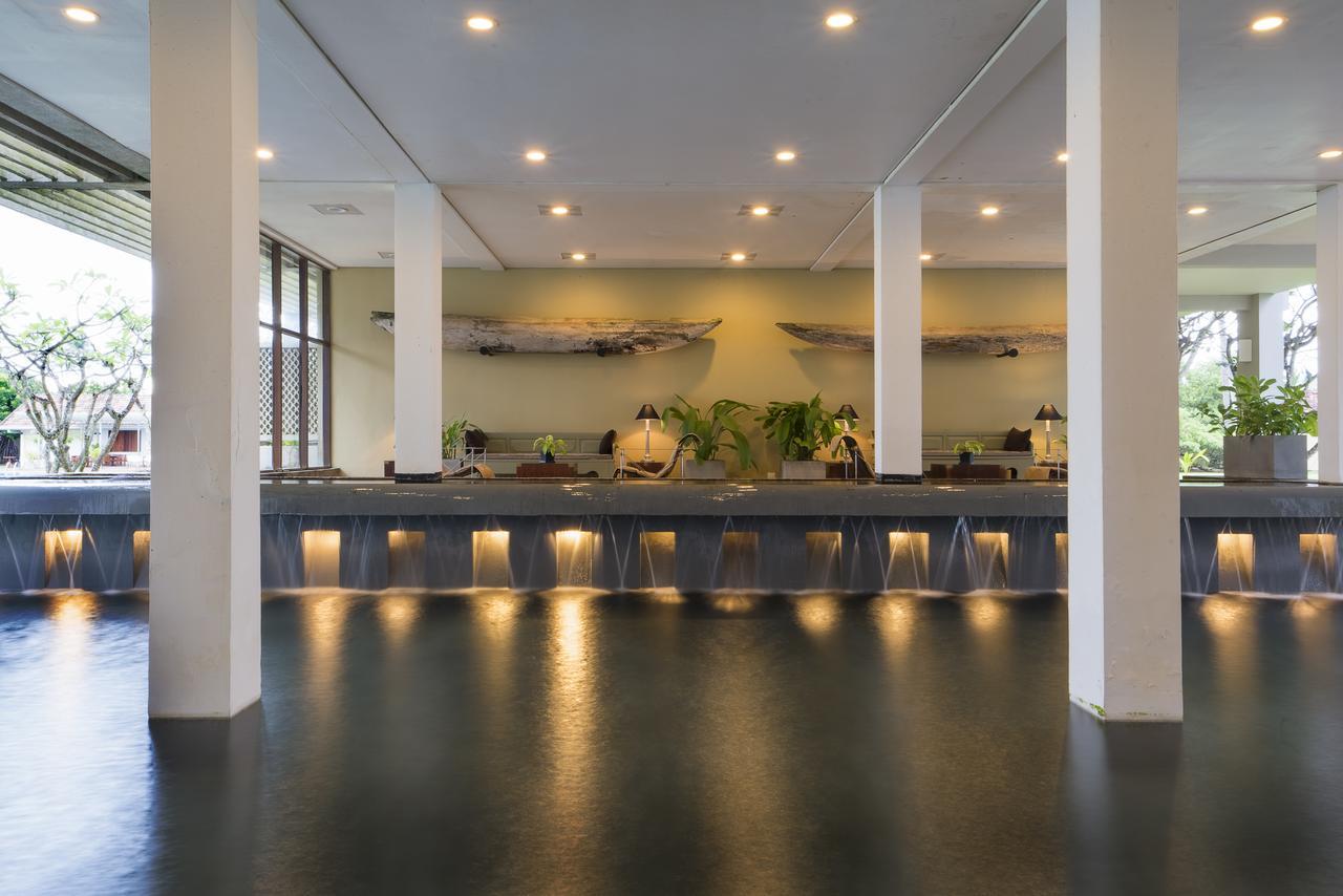 The Blue Water - Geoffrey Bawa Heritage - City Resort Hotel Wadduwa Eksteriør bilde