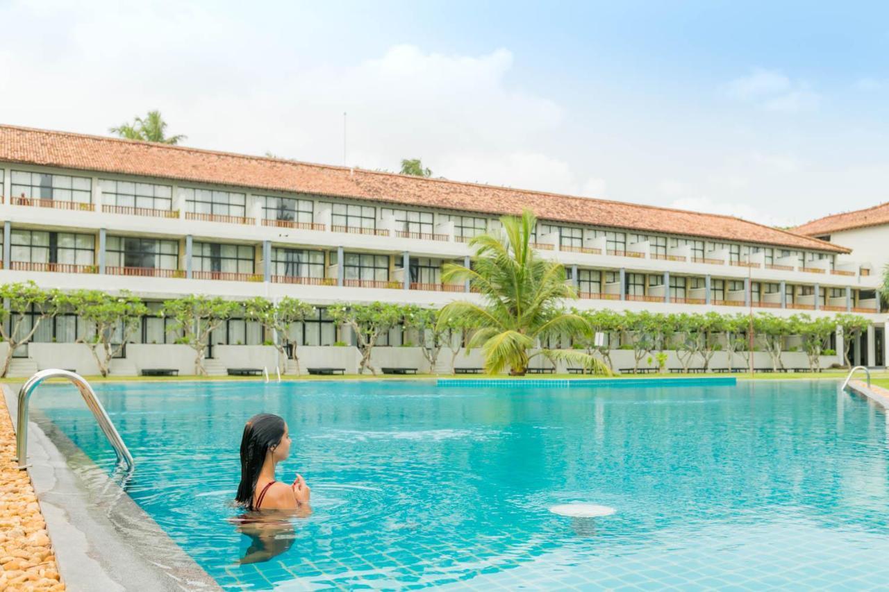 The Blue Water - Geoffrey Bawa Heritage - City Resort Hotel Wadduwa Eksteriør bilde